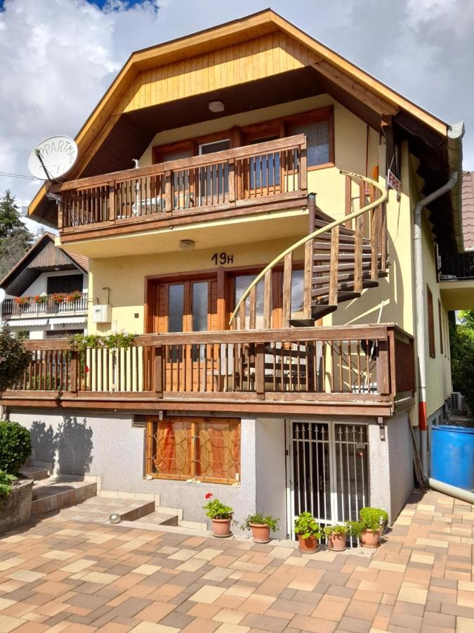 Harmonia Vendeghaz 100 Meterre Az Igali Gyogyfuerdotol Apartment Exterior foto