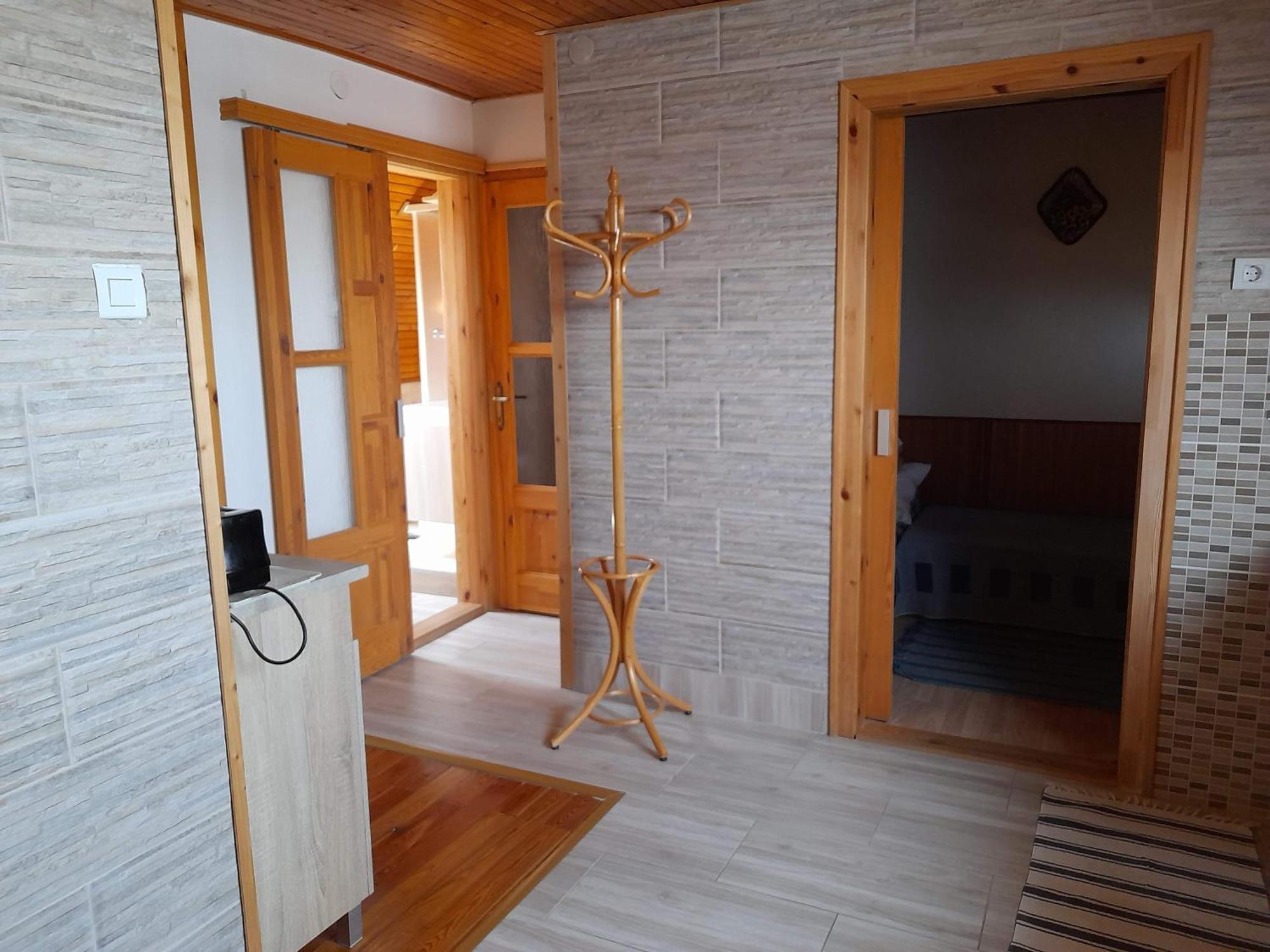 Harmonia Vendeghaz 100 Meterre Az Igali Gyogyfuerdotol Apartment Exterior foto