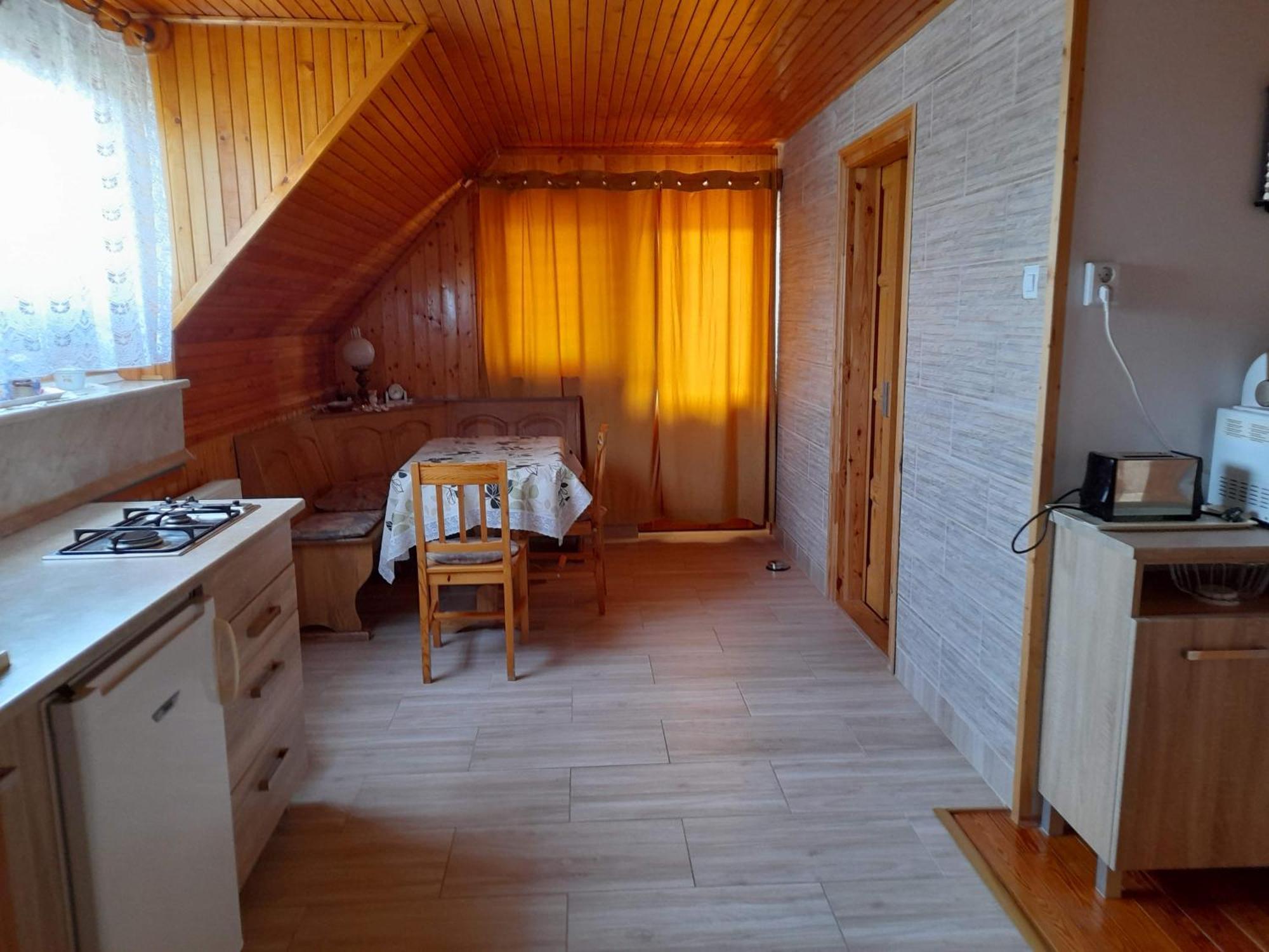 Harmonia Vendeghaz 100 Meterre Az Igali Gyogyfuerdotol Apartment Exterior foto